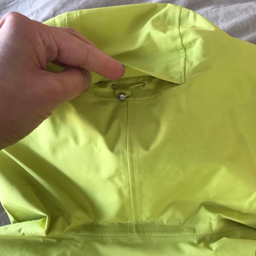 lululemon Lab Waterproof Shell - Picture 10 of 13